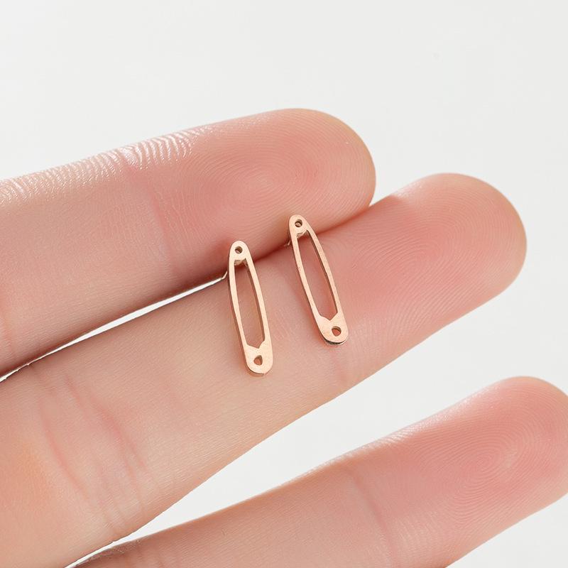 Unisex Stainless Steel Punk Musical Note Earrings with Whirlwind Design