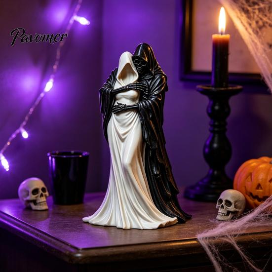 Gothic Home Decor Hugging Reaper Figurine, Resin Black And White Skeleton Bookshelf Art Statue for Bookshelves Desktop, Retro Halloween Atmosphere
