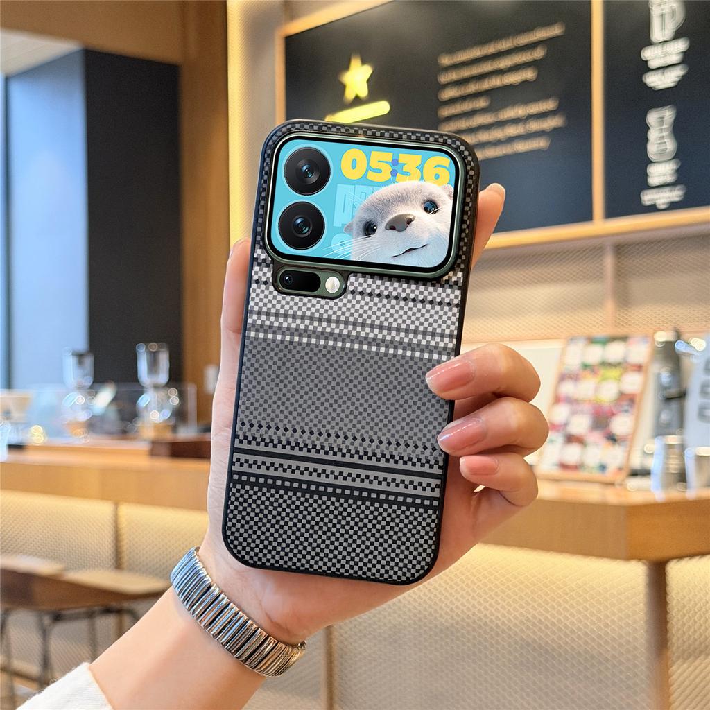 Carbon Fiber Magnetic Phone case For Xiaomi 17 Pro Max 17Pro 15T Shockproof Strap Stand Protection Slim Wireless Charging Cover
