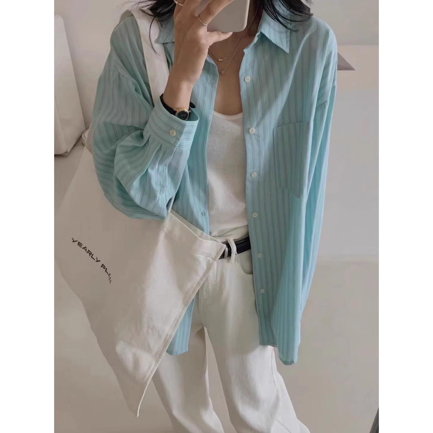 

Женская мятно-голубовато-зеленая полосатая рубашка: Новый весенне-летний дизайн, повседневная многослойная куртка для защиты от солнца. L