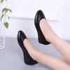 Live Soft Leather Soft Sole Mother Shoes Flat Bottom Wear Resistant Waterproof Bow Work Shoes Micro Business Group Buying