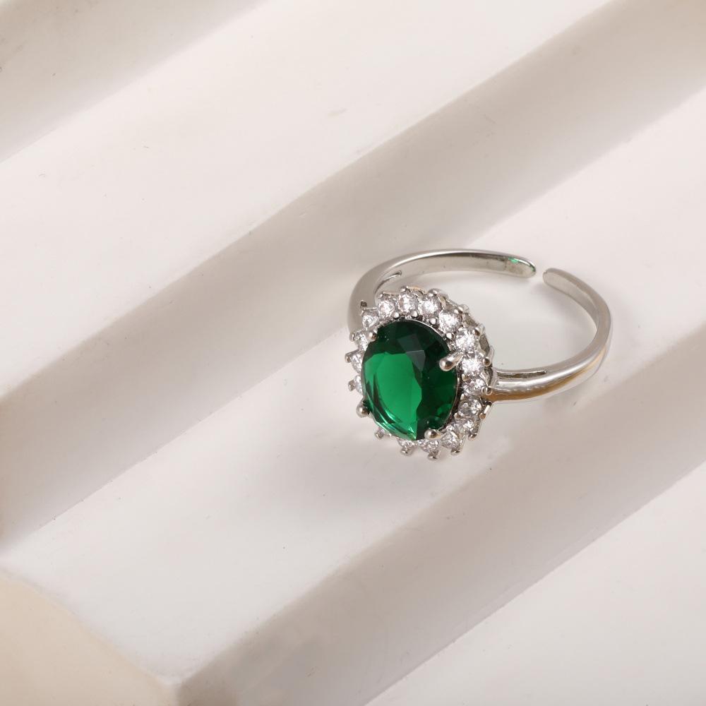 Emerald Zircon Adjustable Women's Ring - Classic Korean Fashion Style