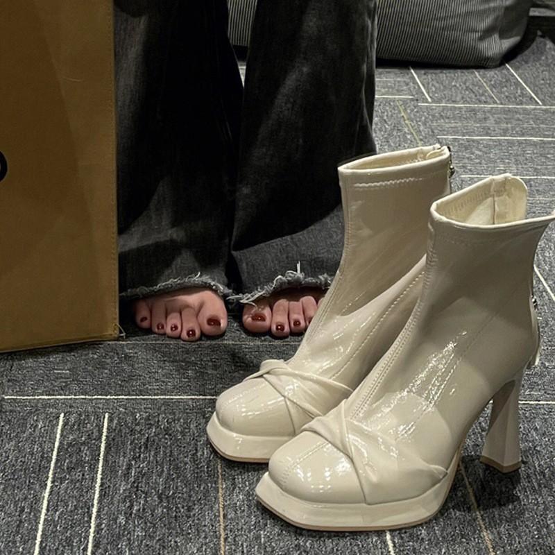 

Белые короткие сапоги в иностранном стиле женские водонепроницаемые на толстом каблуке тонкие сапоги короткие сапоги маленькие ботильоны толстая подошва 39