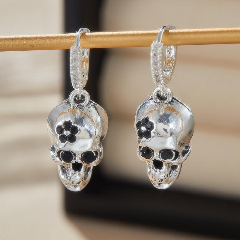 Gothic Dark Personalized Creative Skull Pendant Earrings Men and Women Classic Vintage Holiday Party Zircon Gifts