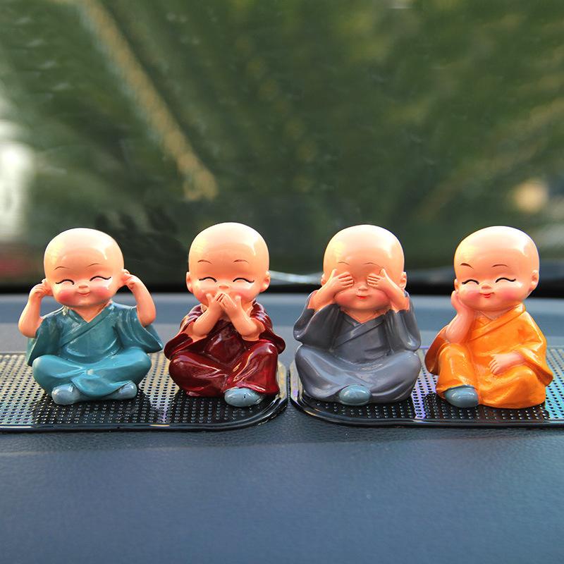 4Pcs Little Monk Resin Statues Adorable Mini Craft Ornaments for Car Dashboard Office Desk Home Living Room Decor