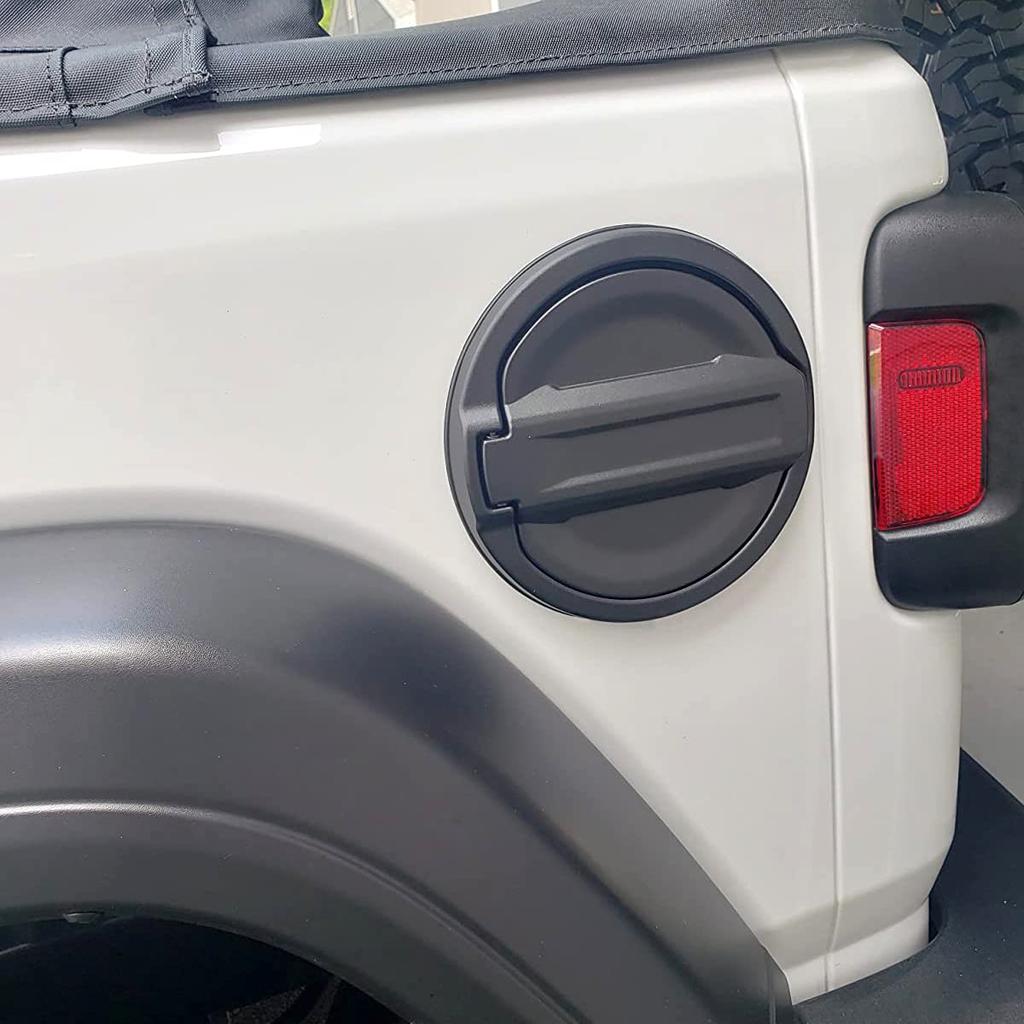 Aluminum Gas Cap Cover, Fuel Lid, Fuel Filler Door Cover for 2018-2021 Jeep Wrangler JL Unlimited (JL), Sahara, and Rubicon