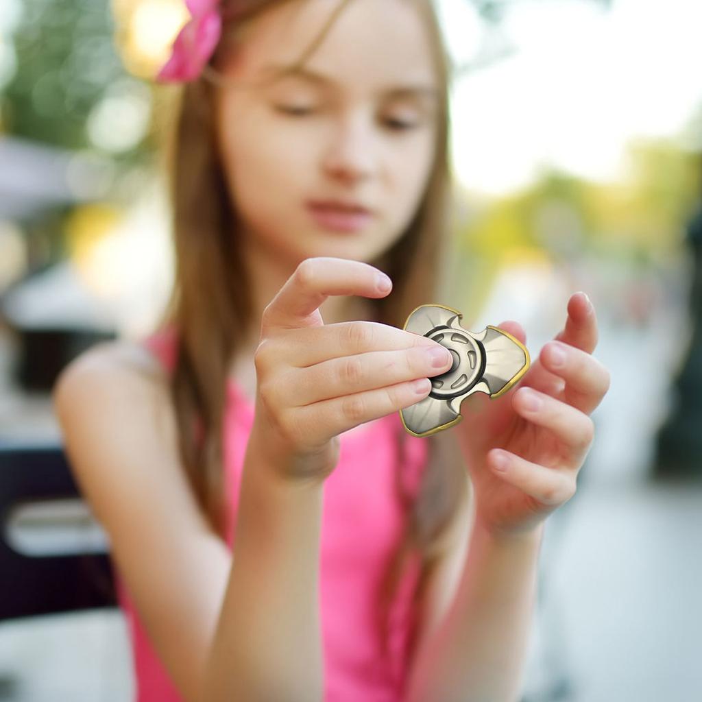 Decompression Toys With Fingertip-opening Alloy