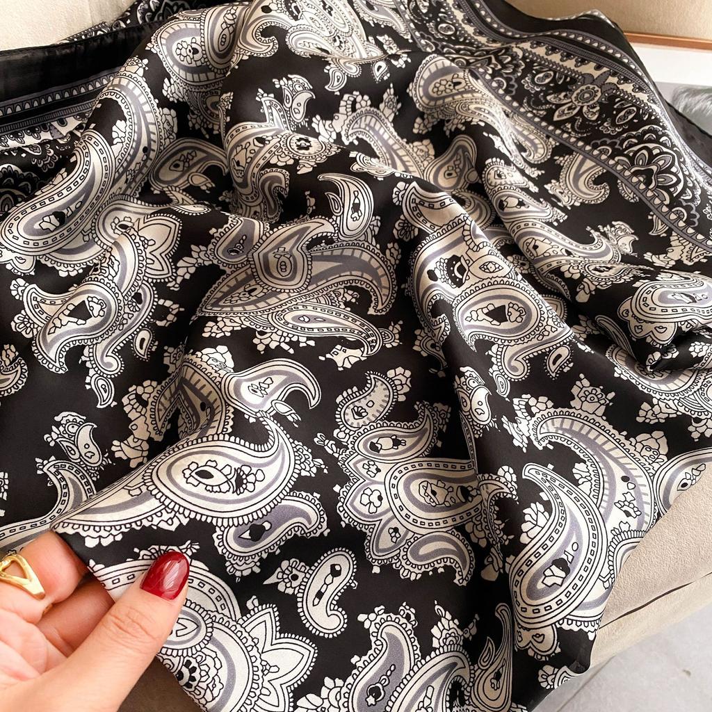 High-quality Luxurious Silk Scarves Headband Scarfs Neck Scarf For Women Chain Silk Scarf Women's Decorative Shawl