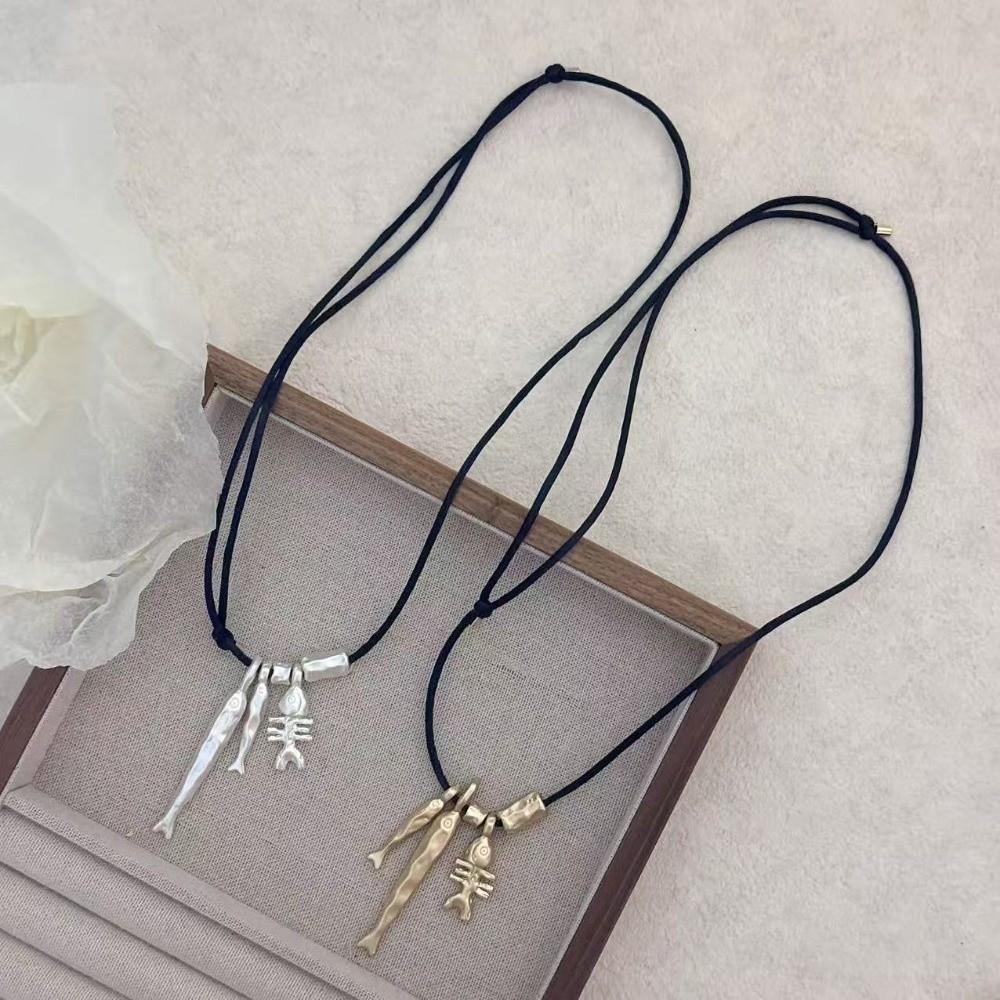 Long Bone Pendant Choker Adjustable Sweater Chain Exaggerated Fish Pendant Necklace Ocean Animal