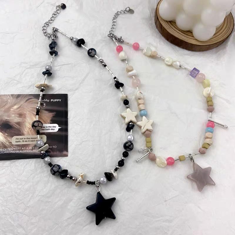Elegant Star Beaded Necklace for Women - Minimalist, Fashionable, Versatile Clavicle Chain