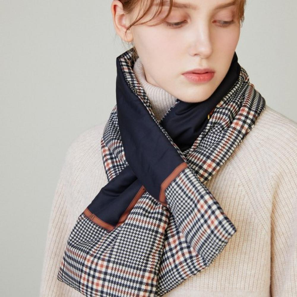 Daks Black Check Down Muffler Dbmu3f958bk Single option