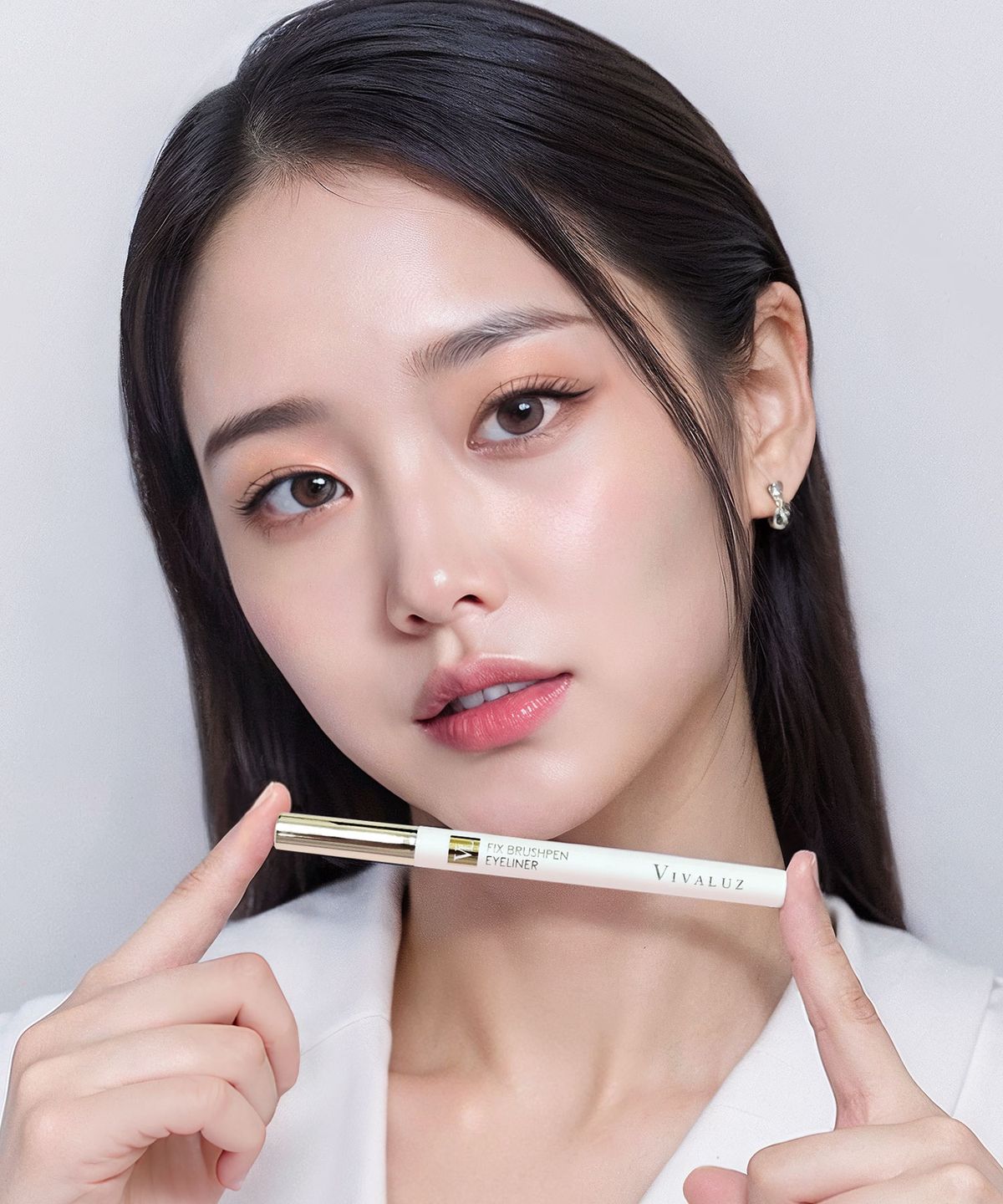 Fix-fix brush pen eyeliner 1