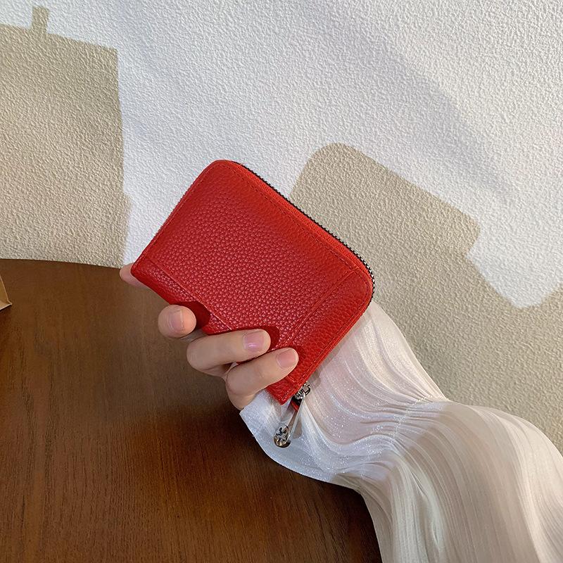 

Новый короткий женский кошелек-сумка для мелочи INS сумка для мелочи с несколькими отделениями простая молния большой вместимости красный