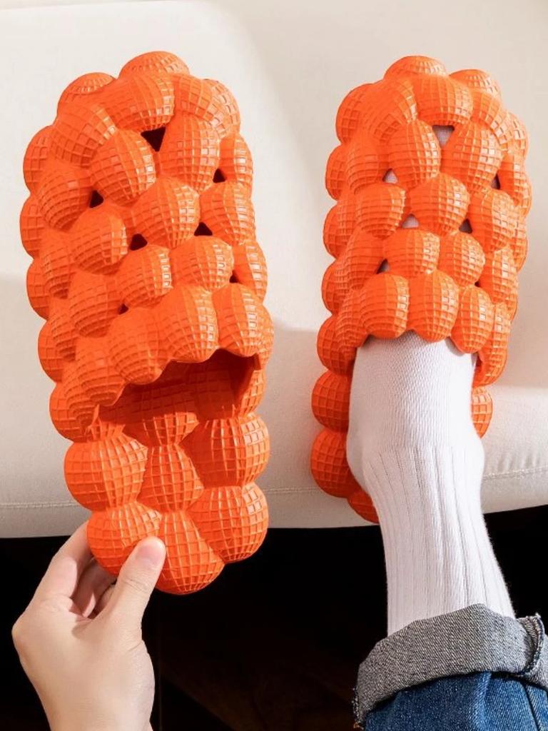 Men's Shoe House Eva Walk Around Home Soft Sabot Indoor Male Slipper Cheap Shoes Liquidation 2025 Clappers High Quality