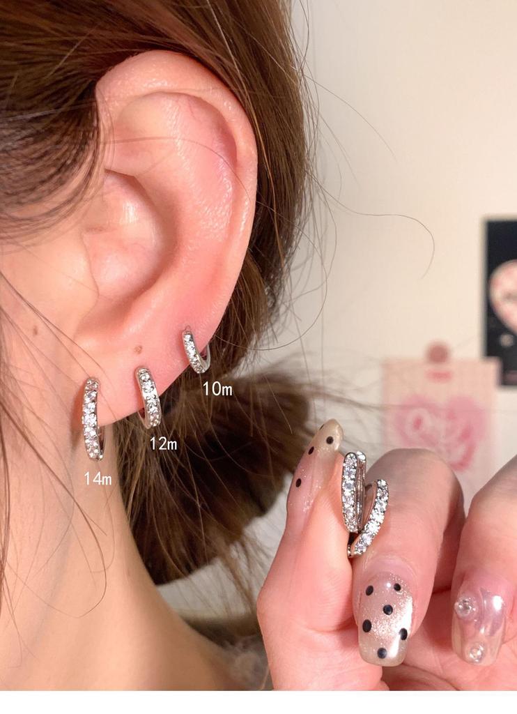 "Elegant Gold Diamond Hoop Earrings with S925 Silver"