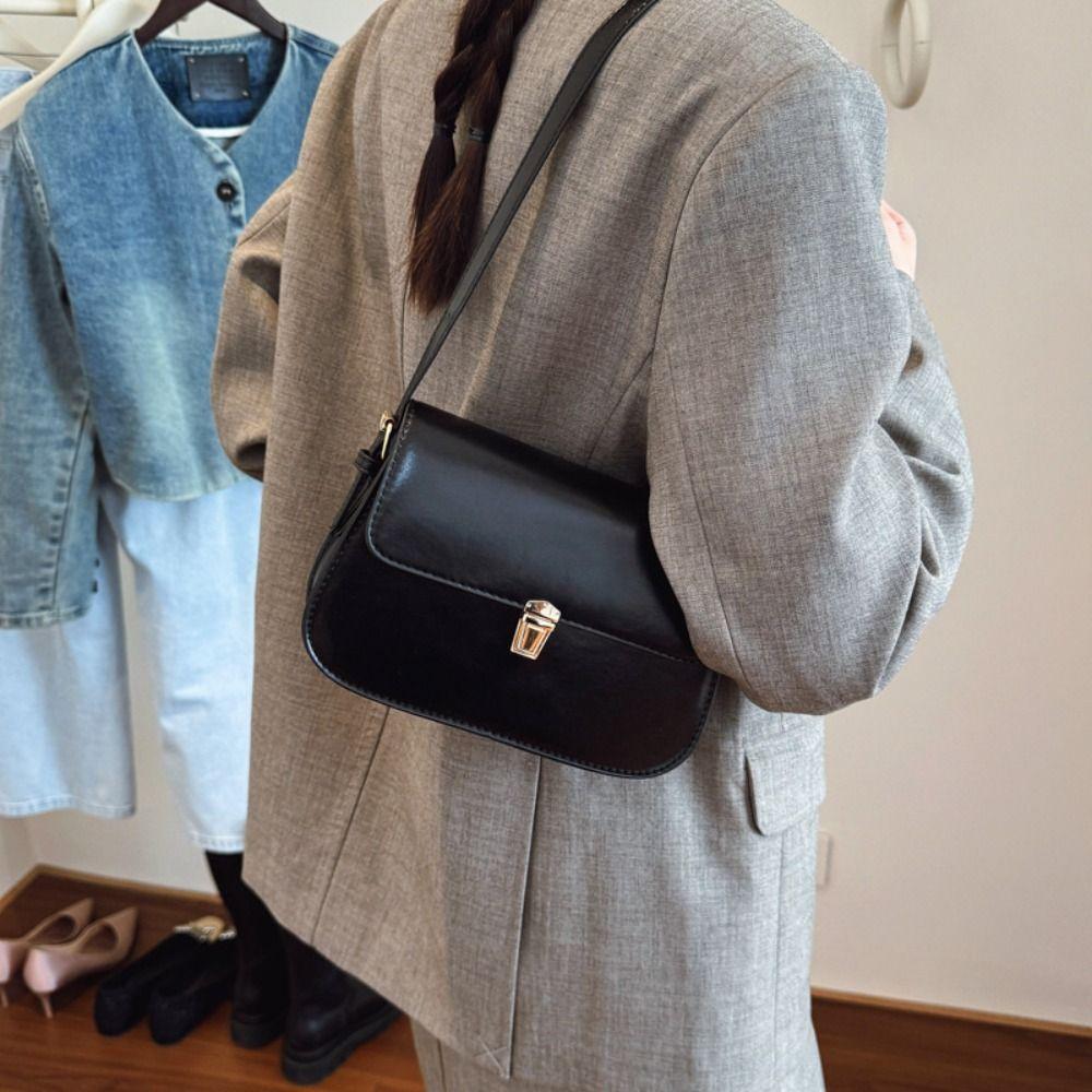 Solid Color Buckle Shoulder Bag Vintage Women's Armpit Bag Portable Retro Underarn Bag  Female