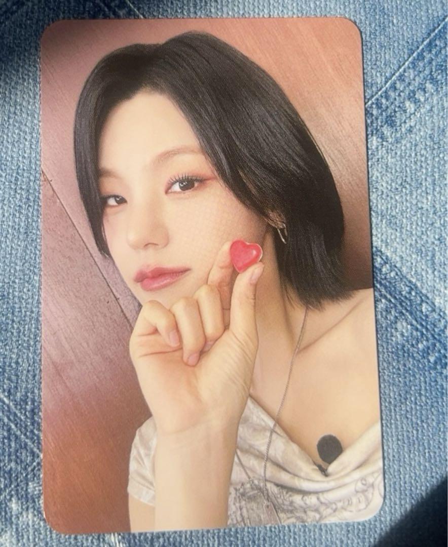 

[USED] itzy Yeji GWBG makestar Lakidro Bonus Trading Card A