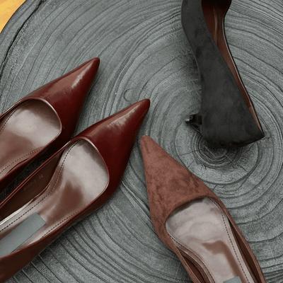 Nischdesign retro spetsiga pendlingsskor höst nytt temperament kattunge låga klackar