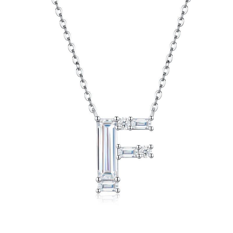 Fashion Luxury Letter Necklace Fade-resistant Moissanite Clavicle Chain Womens Daily Wear