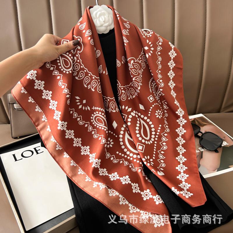 Fashion Twist Silk Scarf Color Block Printed Scarf Twill Silk Large Square Scarf 91x91cm Shawl Sunscreen Travel Headscarf