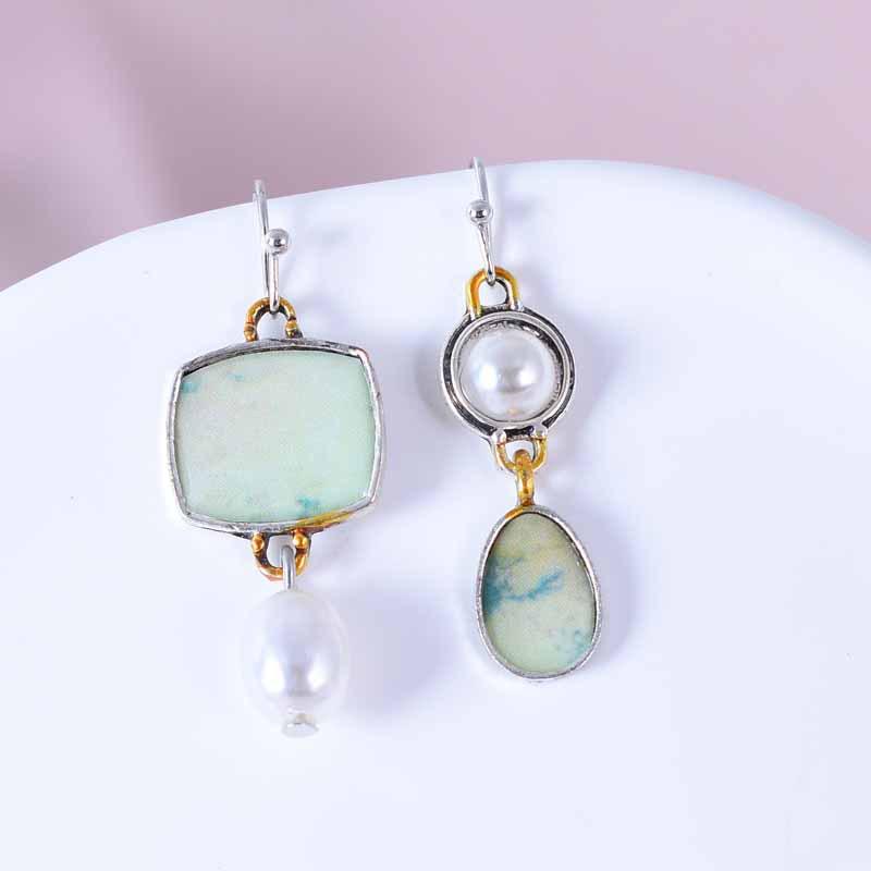 SuiBian Handmade Jade Green Agate & Freshwater Pearl Asymmetrical Silver Earrings