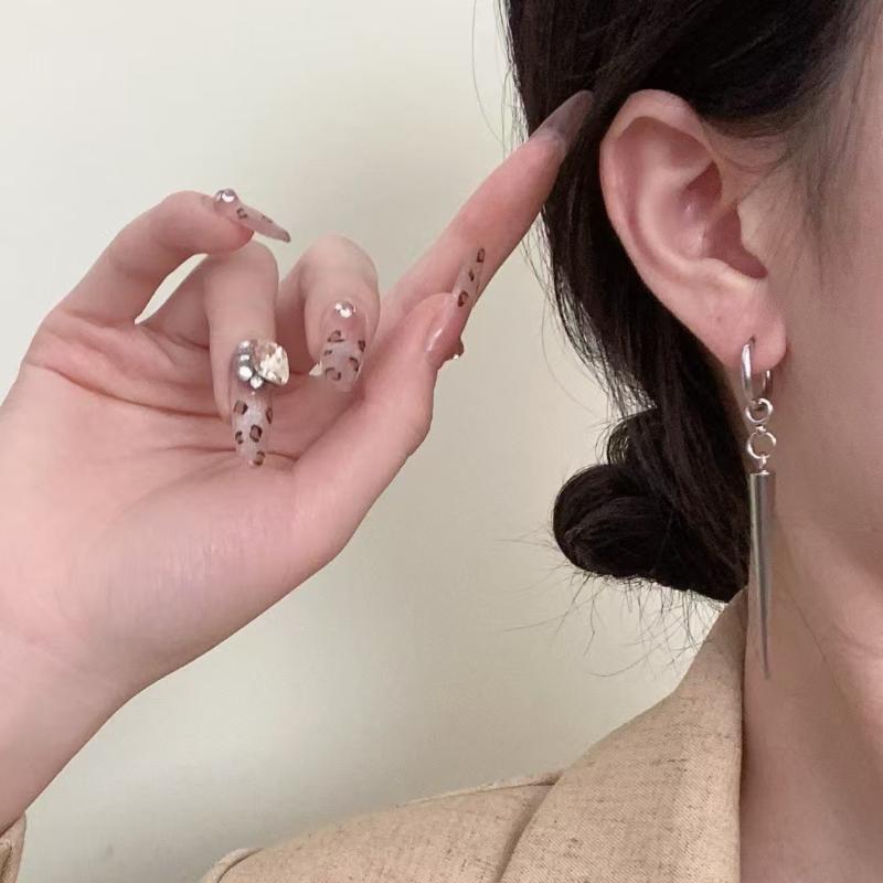 1Pair Punk Hip Hop Silver Color Rivet Drop Earrings For Women Men Gothic Metal Geometric Cone Pendant Earrings Y2K Party Jewelry