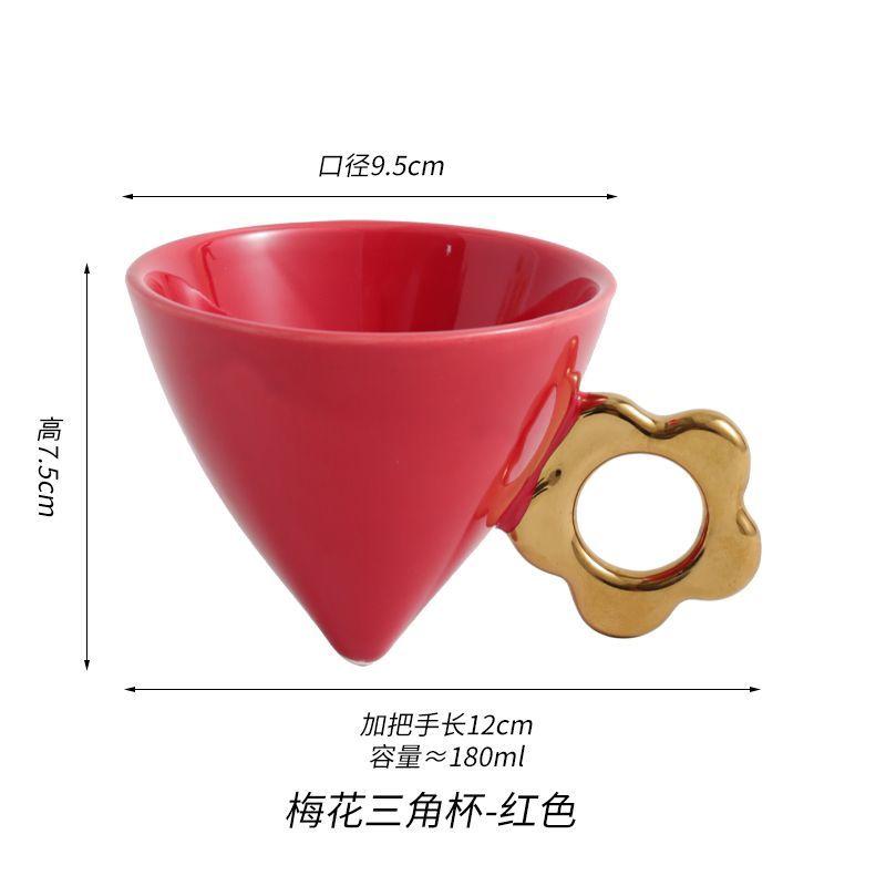 

Creative Plating Gold Plum Blossom Triangle Ceramic Coffee Mug Fine Porcelain Teacup Home Dessert Coffee Drink Mug Office Mug 200ml червоний