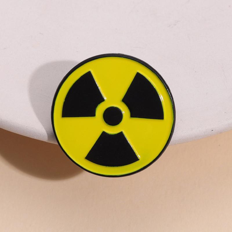 Creative Radiation Geometric Sign Brooch Durable Alloy Pin For Accessories Fashionable