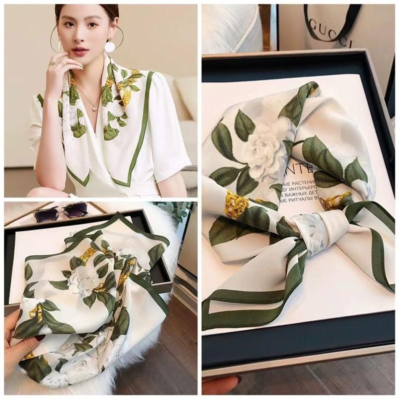 Schwarz-weiß gestreifter kleiner quadratischer Schal Seidenschal Damenkopftuch mit Hemd Professionelle Dekoration Nackenschutzschal Hals dünner Schal