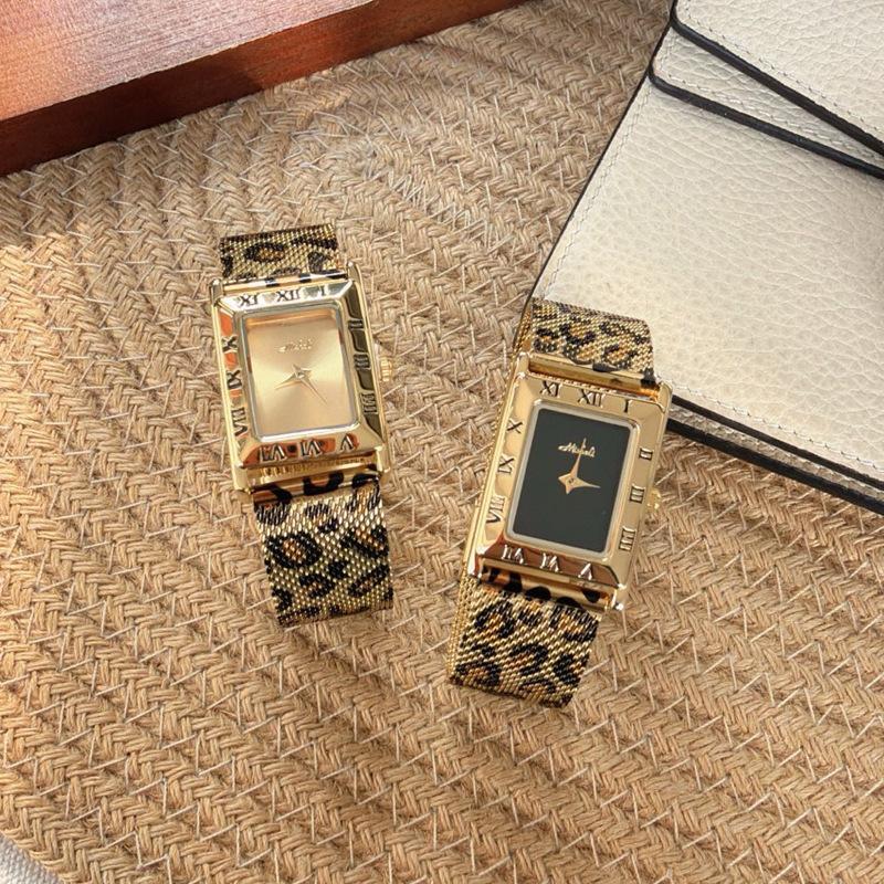 Golden Leopard Print Design Sense Atmospheric Trend Personality Fashionable Women'S Watch