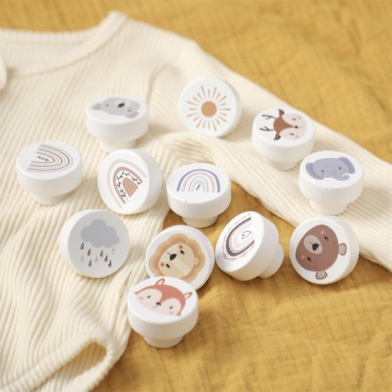 Attractive Animal Shape Round Wooden Drawer Handle Multifunctional Cabinet Pull