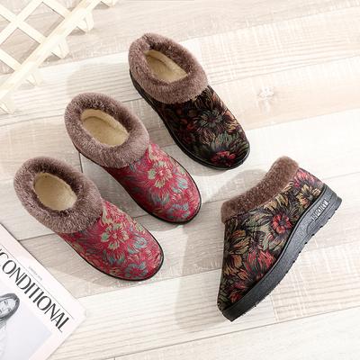 2025 Winter Neue Baumwollschuhe Damen Baumwollpantoffeln Rutschfest Weiche Sohle Haus Mittleren Alters und Ältere Mutter Schuhe