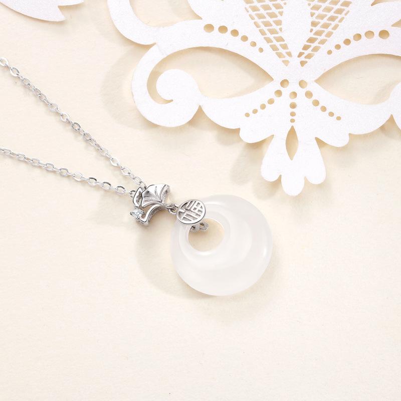 Sansheng has apricot white chalcedony safety buckle necklace for women, niche retro fashion high-end lucky brand necklace for women