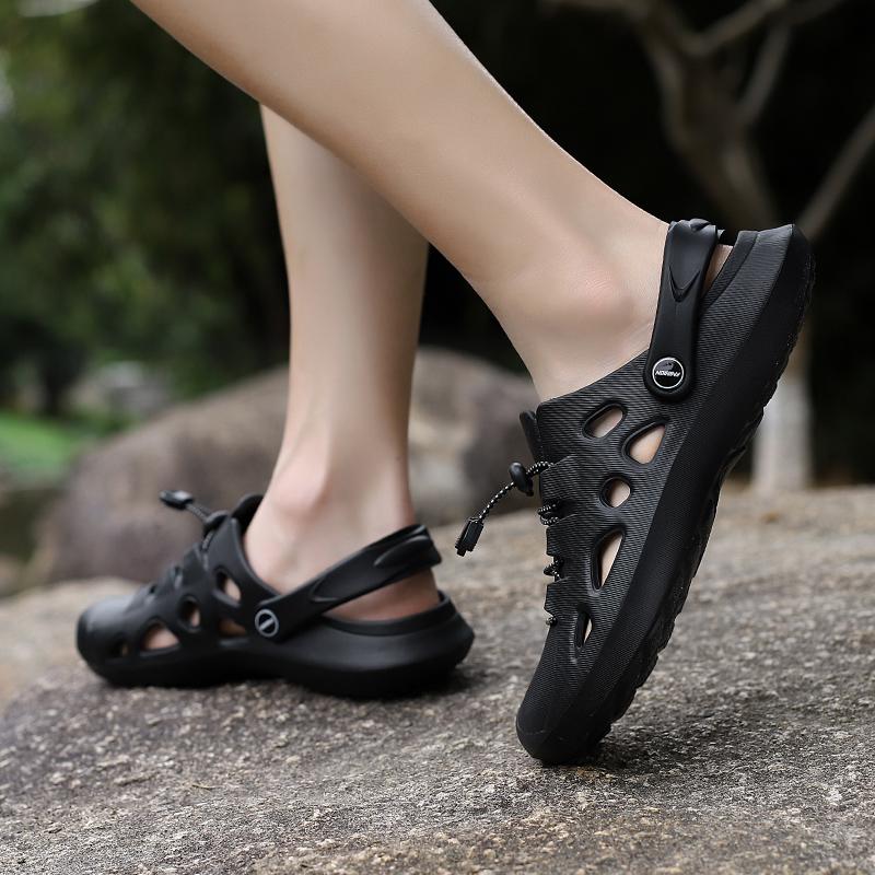 Men Summer Anti-slip Soft EVA Slippers Male Outdoor Hole Garden Sandals Casual Breathable Comfortable Flat Indoor Shoes