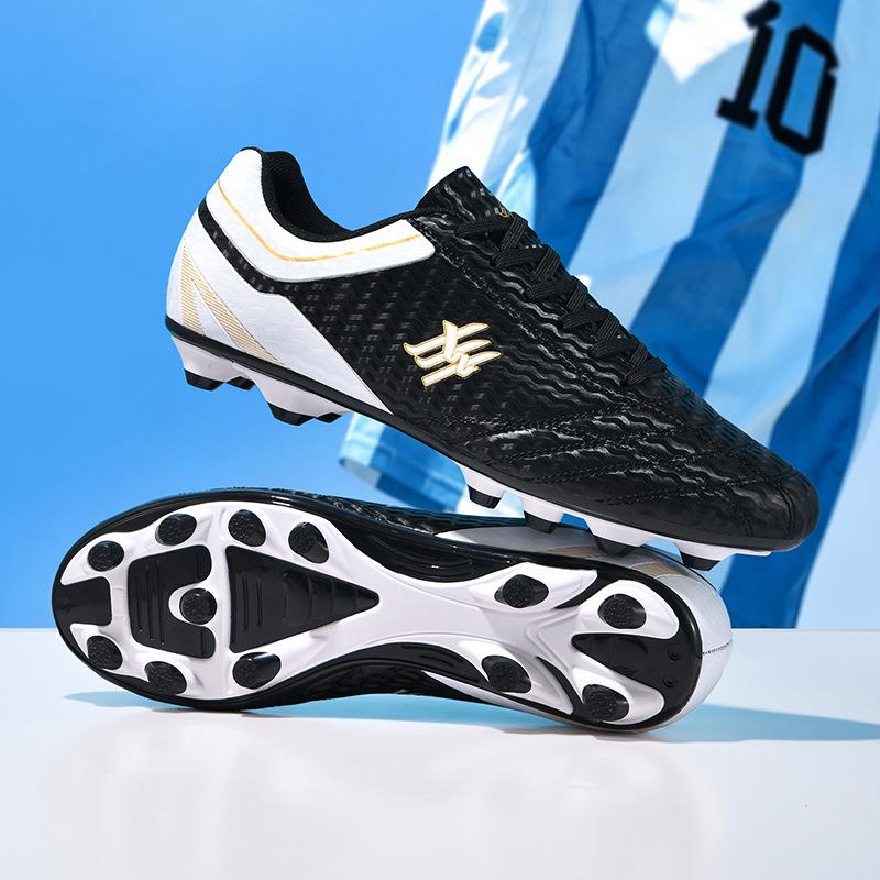Professional Youth Futsal Low-Top Lace-Up Football Shoes with Long Studs