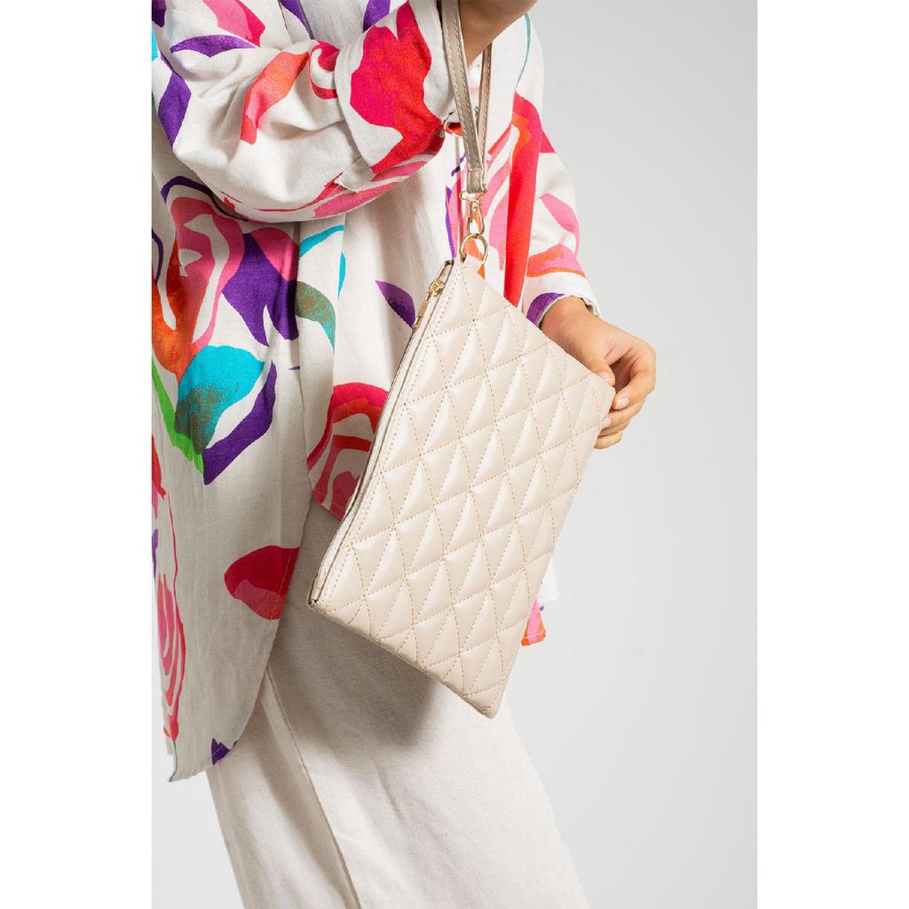 Black Patent Leather Triangle Patterned Portfolio Clutch Handbag