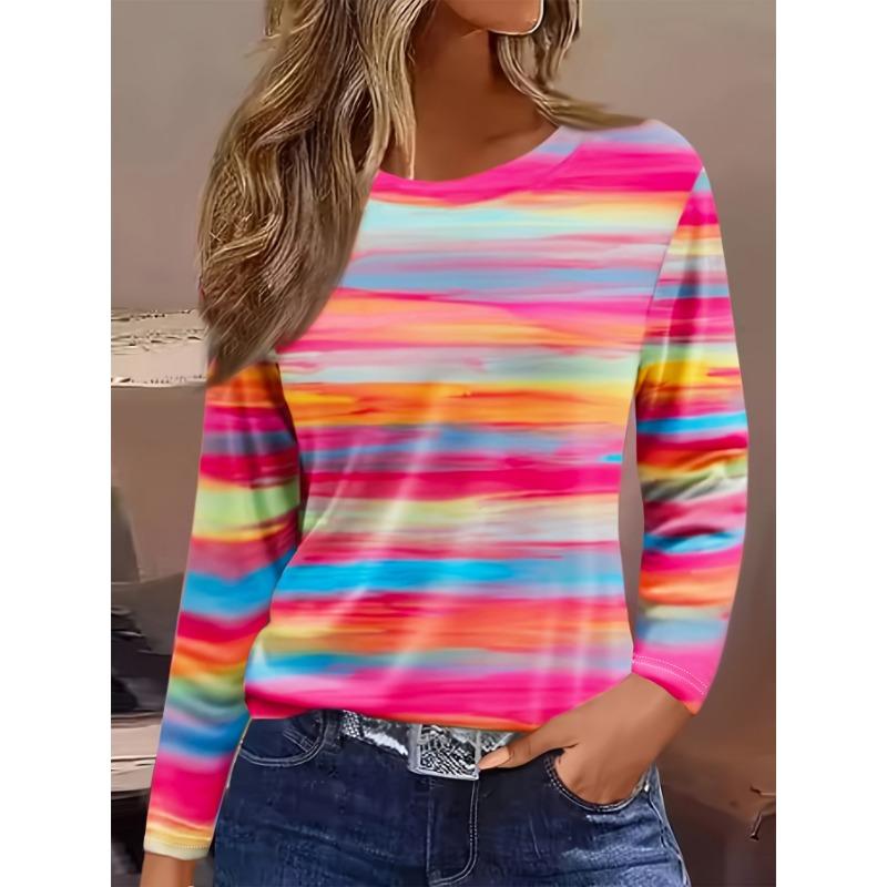 Vitalitäts Rundhals-T-Shirt mit mittlerem Ärmel, mit bunten Regenbogenstreifen als Muster, leuchtende Farben, voller jugendlicher dynamischer Atmosphäre