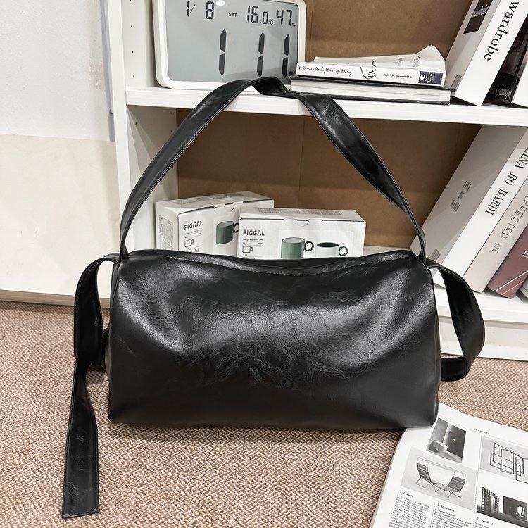 New Women's Handbags Trendy Retro Large Capacity PU Leather Shoulder Crossbody Bag Autumn and Winter Versatile Commuting Handbag