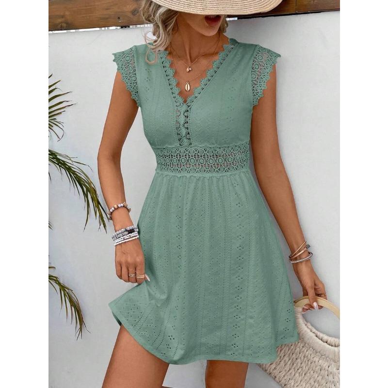 Spot - European and American Summer Popular Lace Splicing V-neck Shoulder Ruffle Edge Sleeveless Dress