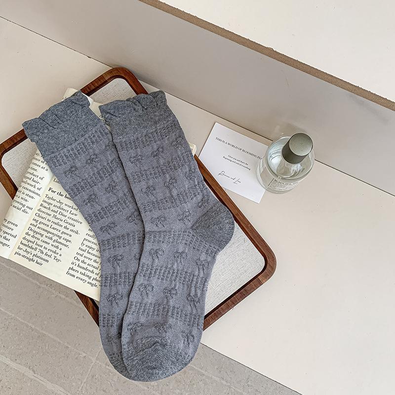 

Female Spring and Autumn Pure Color Simple All Match Bubble Mouth Sweet Lace Boneless Tube Pile Socks 1 pair