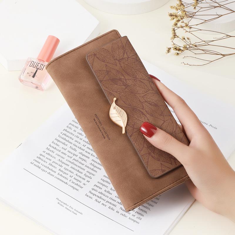 

Женский клатч-кошелек 2025 года из корейской искусственной кожи с ретро-пряжкой в виде листа коричневый