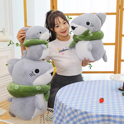 Neues Ausflugs-Haifisch-Puppe Plüschtier Cartoon Niedlich Date-Haifisch-Puppe Geburtstagsgeschenk Stoffpuppe