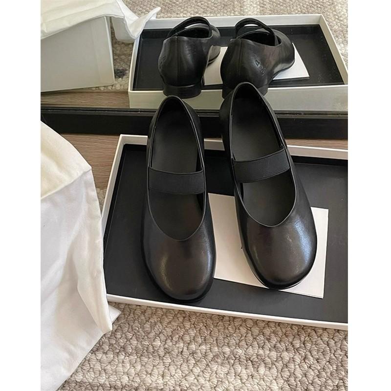 Black single shoes women's flat French retro soft-soled grandma shoes versatile word with shallow mouth ballet Mary Jane single shoes