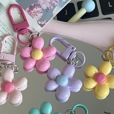 Resin Flower Keychain With Bright Multicolor Petal Decoration For Bags Accessories Portable Everyday Use Accessories