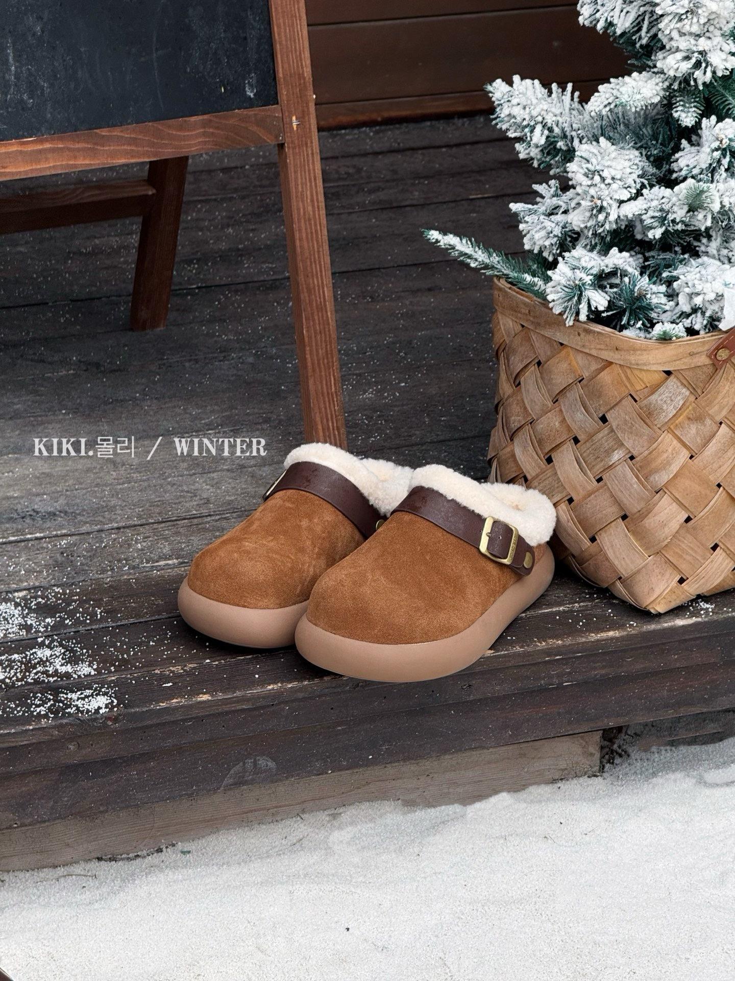 

Sheepskin version~ Retro vacation wind stepping on shit feeling sandals women s summer square head leather slope and lazy straw woven one-word drag 40 малиновий