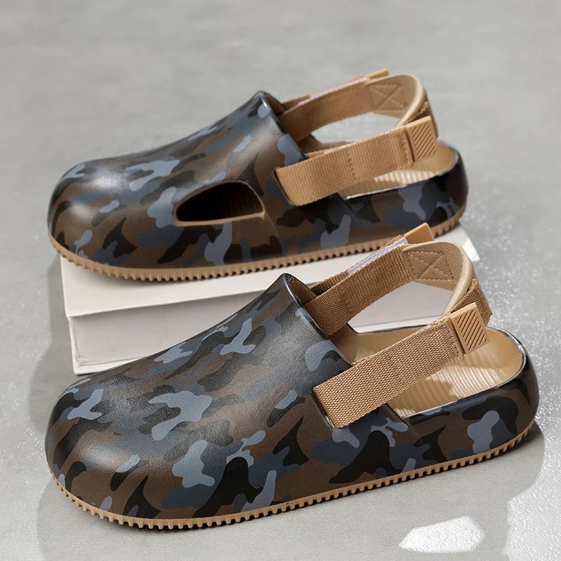 Fashion Brand Men Clogs Sandals Camouflage Casual Shoes EVA Lightweight Sandles Man Colorful Shoes for Summer Beach Zapatillas Hombre