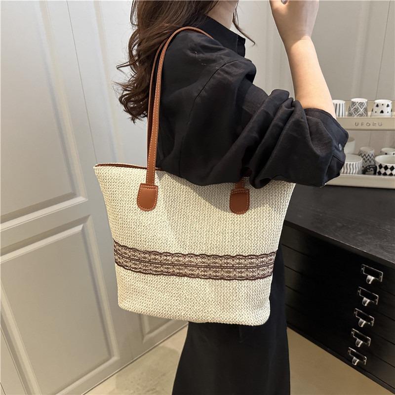 Summer Fashion Simple Tote Bag Large Capacity Bag Messenger Bag Women's Casual Woven Portable Shoulder Straw Bag
