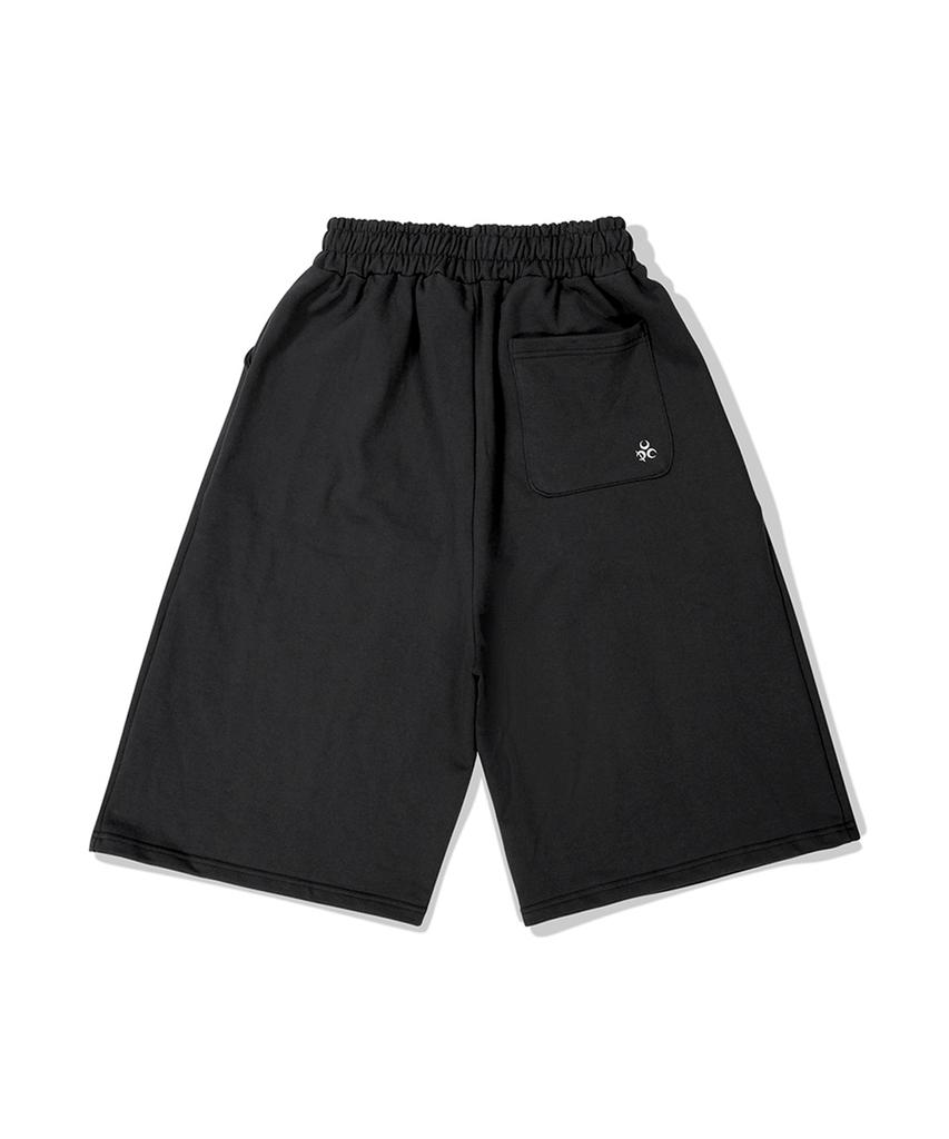 DAUSPICE (Duc) Symbol Bermuda Sweat Shorts Black