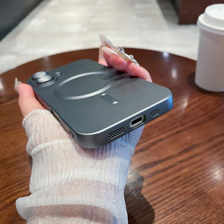 Luxury Spray Metal Paint Magnetic Wireless Charging Phone Case for iPhone 16 Pro Max 16 Plus iPhone 15 Pro 14 Plus 13 12 11 Phone Bumper Cover