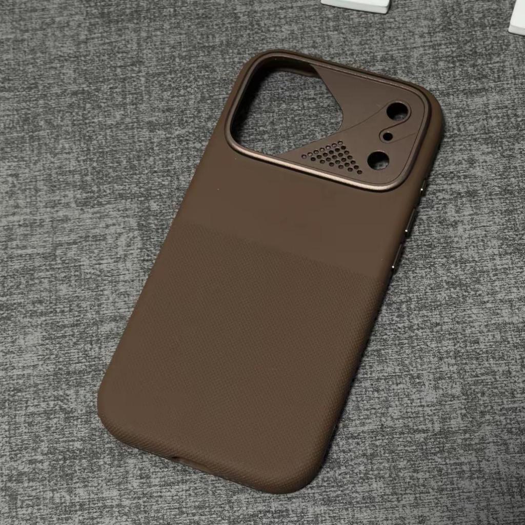 Liquid Silicone Magnetic Phone Case for iPhone 17 Pro Max with Apple 16 Aluminum Dot Matrix Design